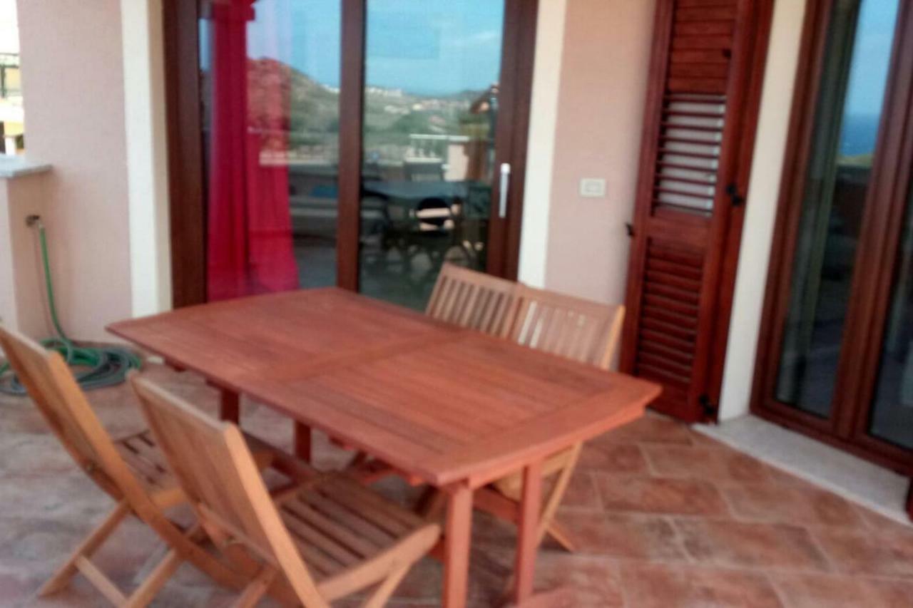 bella vista Lägenhet Castelsardo Exteriör bild